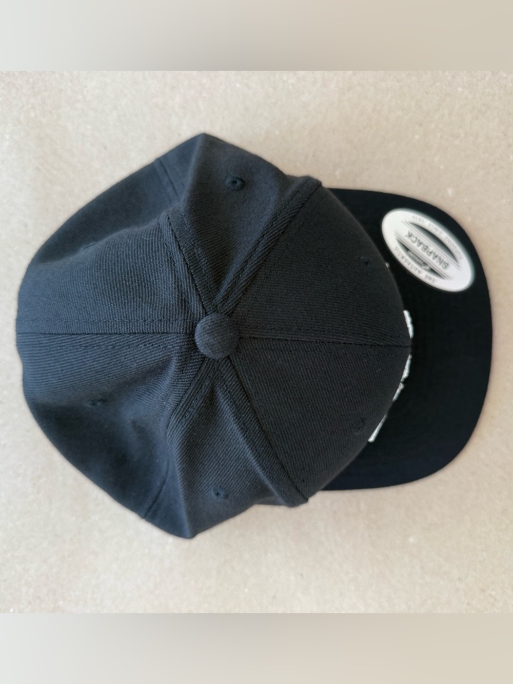 The Classics Yupoong — Peso Pluma Concert Black Snapback Hat — Size OS - Picture 4 of 9